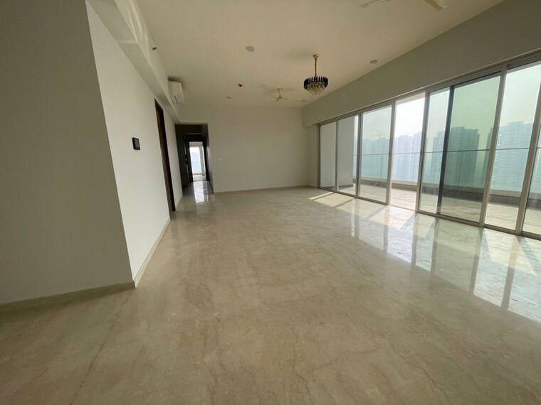 Room, paras-tierea 3 Bedroom 1700 Sq.Ft. Apartment In Sector 137 Noida 10053828