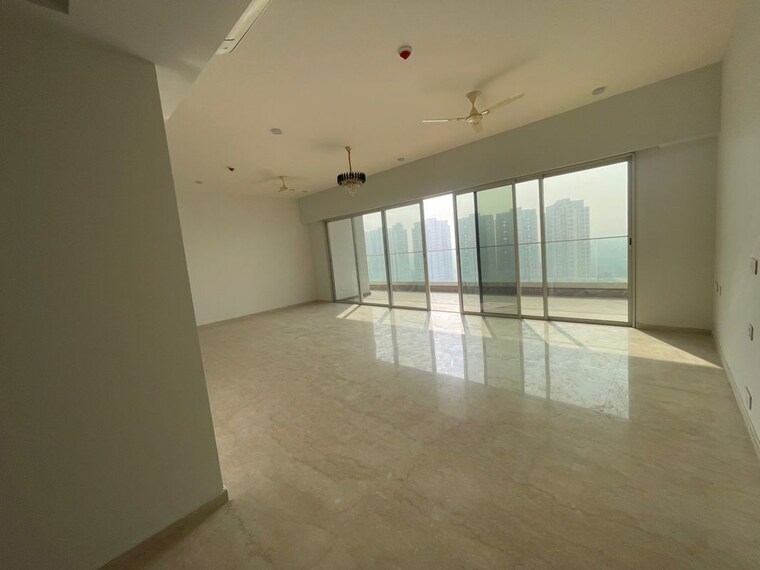 Room, paras-tierea 3 Bedroom 1700 Sq.Ft. Apartment In Sector 137 Noida 10053828