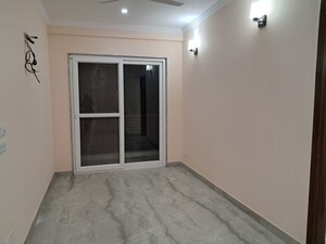 Room in 3 BHK Builder Floor at Chittaranjan Park – for Sale