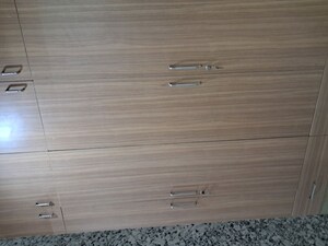 Furnished Amenities in 3 BHK Builder Floor at Chittaranjan Park – for Sale