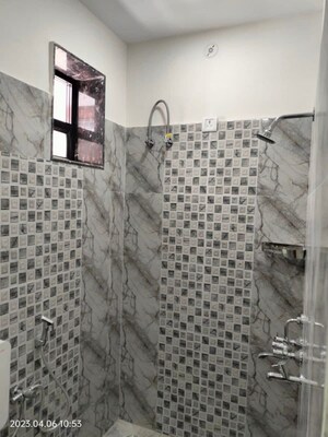 Bedroom in 2 BHK Independent House at Gomti Nagar – for Rent