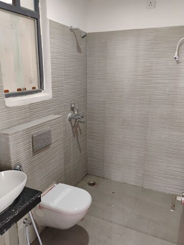 Bathroom in 2 BHK Apartment at Chinhat – for Rent