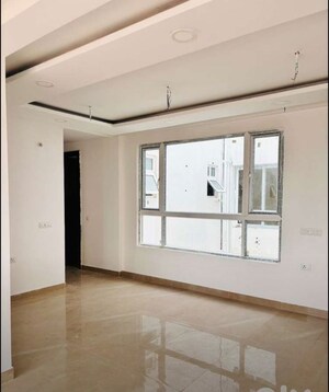 Room in 3 BHK Apartment at Ahmamau – for Rent