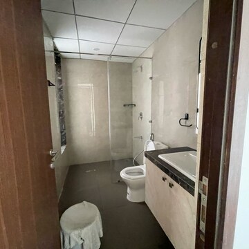 Bathroom in 4 BHK Apartment at Kalpataru Vista, Sector 128 – for Rent