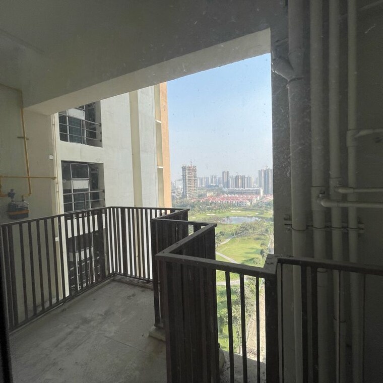 Kitchen, kalpataru-vista 4 Bedroom 3938 Sq.Ft. Apartment In Sector 128 Noida 10053870