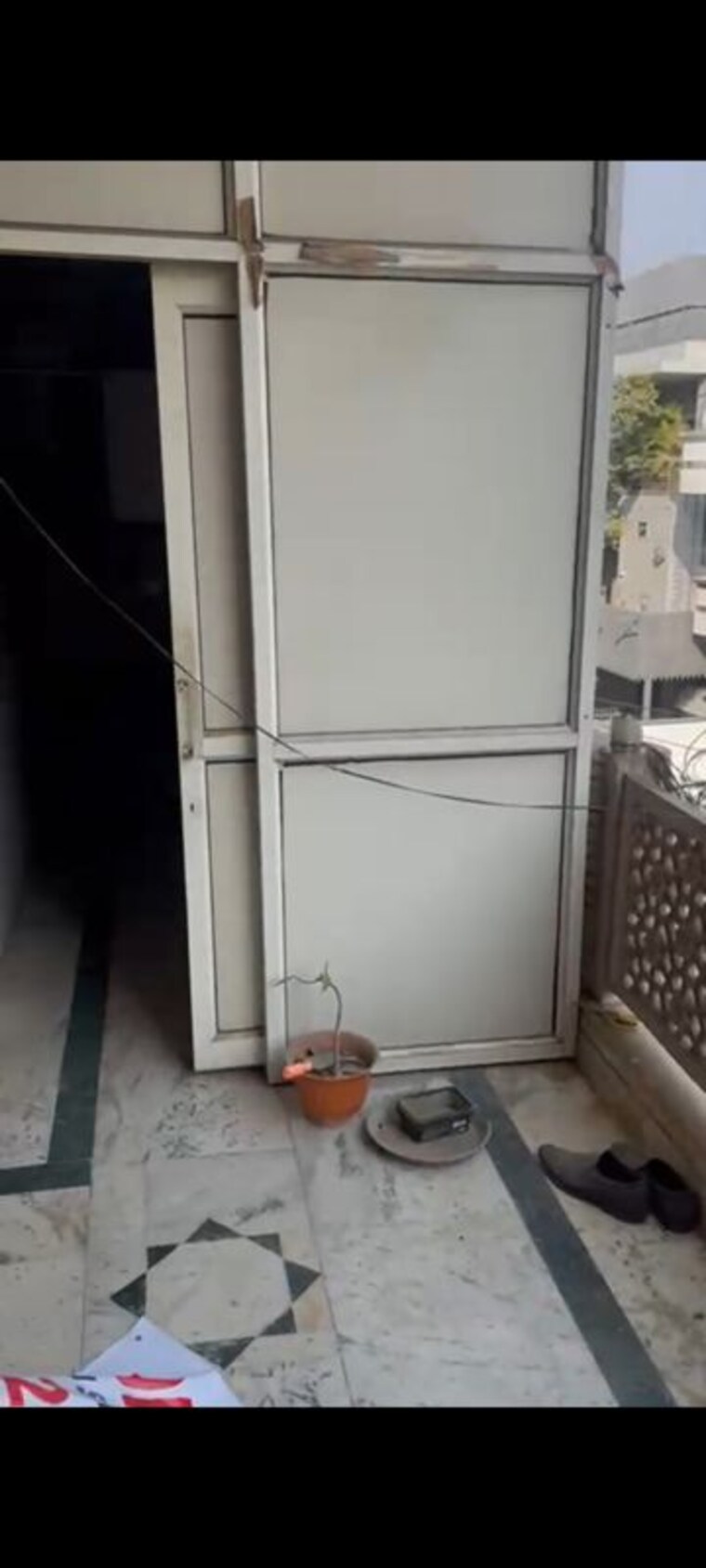 Bathroom, safdarjung enclave 3 Bedroom 125 Sq.Yd. Builder Floor In Safdarjung Enclave Delhi 10053874