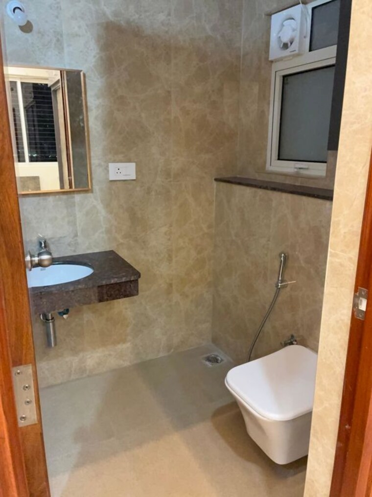 Bathroom, kondapur 3 Bedroom 1950 Sq.Ft. Builder Floor In Kondapur Hyderabad 10053888