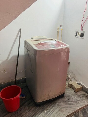 Furnished Amenities in 2 BHK Villa at Ajabpur Kalan – for Rent