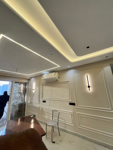 Furnished Amenities in 2 BHK Apartment at Signature Global Prime, Sector 63a – for Rent