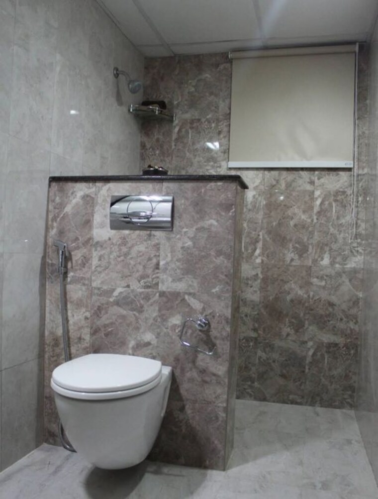 Bathroom, golf-edge 1 Bedroom 700 Sq.Ft. Apartment In Gachibowli Hyderabad 10053928