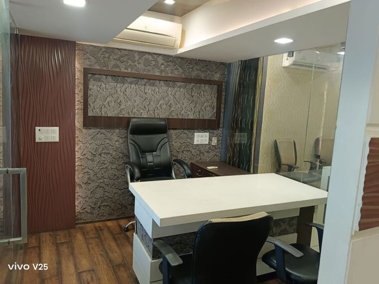 Team Area, sayajigunj Commercial Office Space 600 Sq.Ft. In Sayajigunj Vadodara 10053964