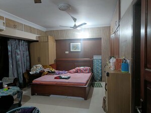 Bedroom in 3 BHK Apartment at Keshav Kunj III, Sanpada – for Rent