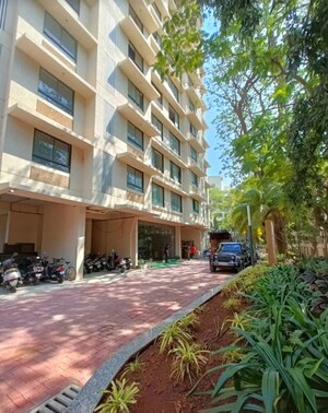 2 BHK Apartment For Sale in Lotus Unity, Versova