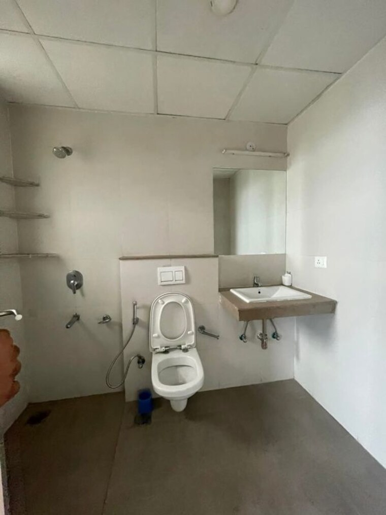 Bathroom, conscient-heritage-max 3 Bedroom 1880 Sq.Ft. Apartment In Sector 102 Gurgaon 10054009