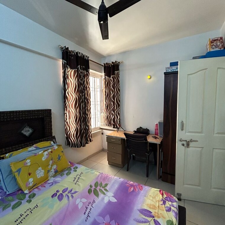 Bedroom, wave-dream-homes 2 Bedroom 808 Sq.Ft. Apartment In Ram Nagar Ghaziabad 10054011