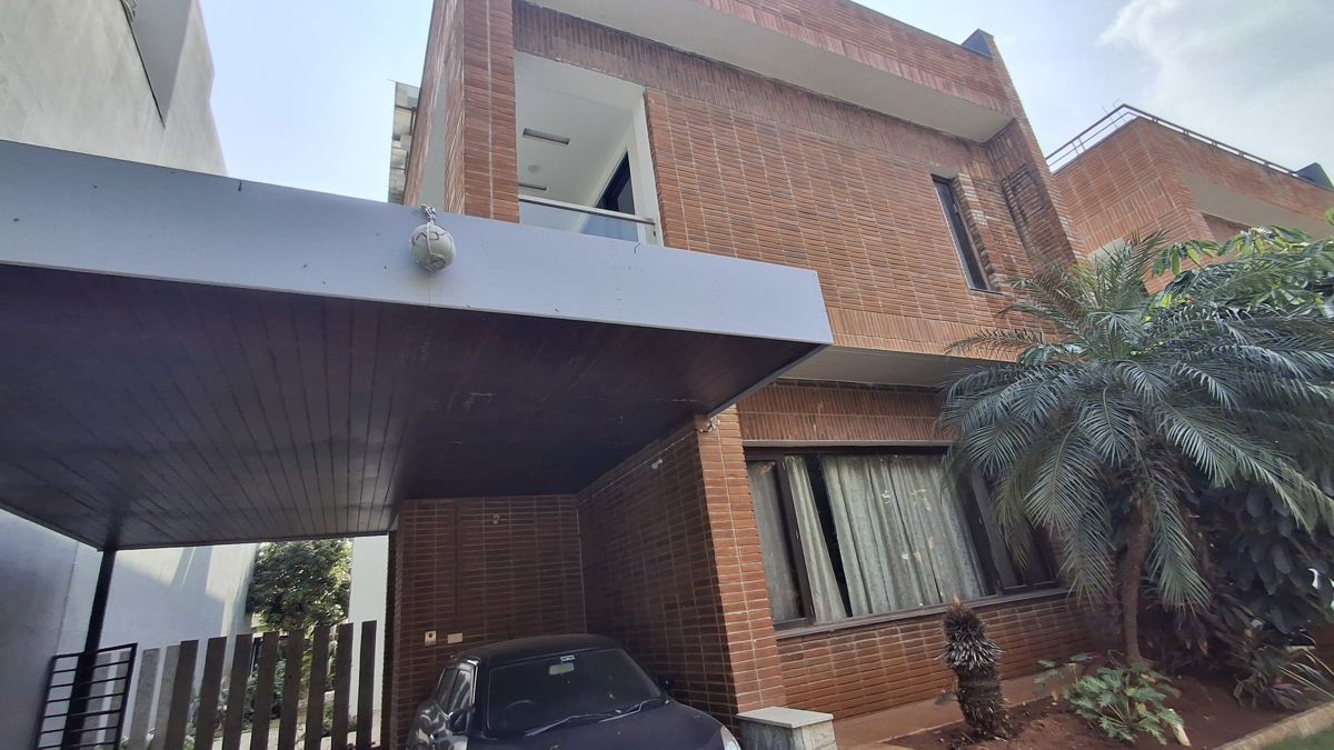 4 BHK + Pooja Room,Servant Room,Study Room,Extra Room 4600 Sq.Ft. Villa in Pooja First Leaf