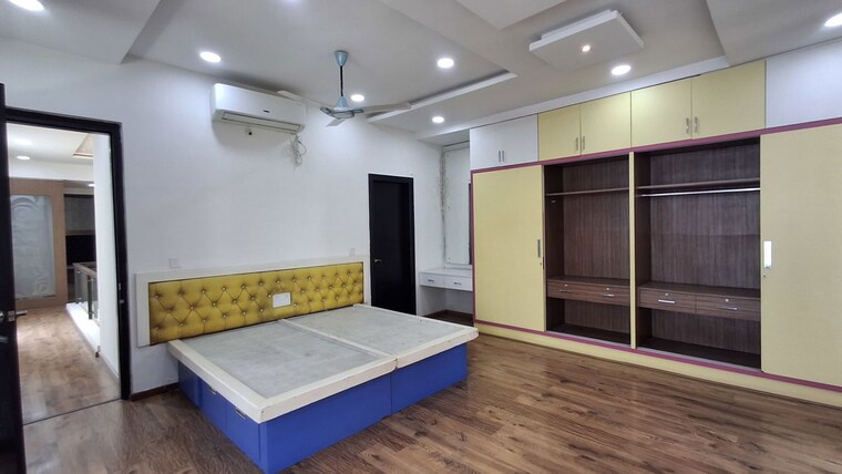 Bedroom, pooja-first-leaf 4 Bedroom 4600 Sq.Ft. Villa In Gachibowli Hyderabad 10054016