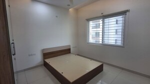 Room in 3 BHK Apartment at Aparna Zenon, Puppalaguda – for Rent