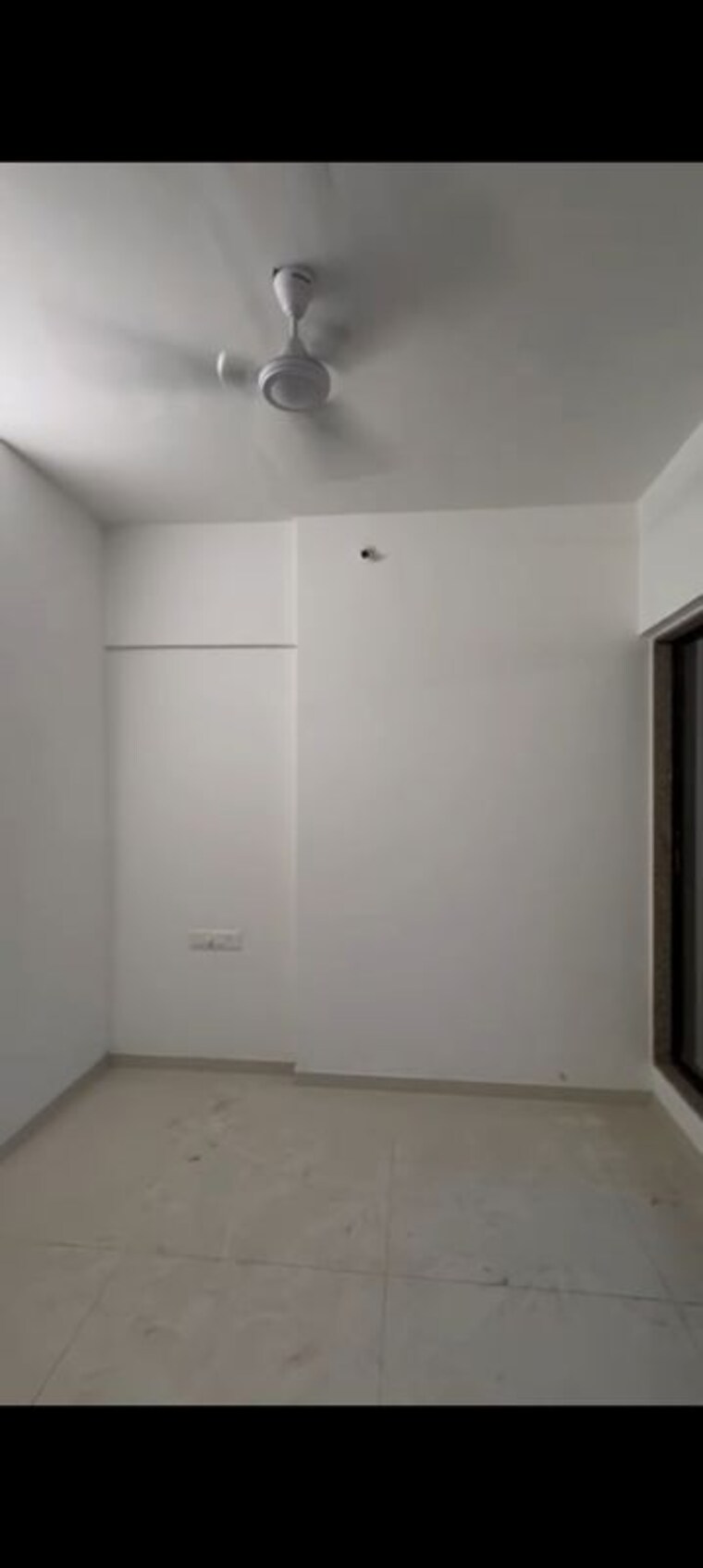 Room, tiara-hills 1 Bedroom 360 Sq.Ft. Apartment In Mira Road Thane 10054038