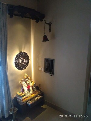 Furnished Amenities in 3 BHK Apartment at Raheja Reflections, Kandivali East – for Rent