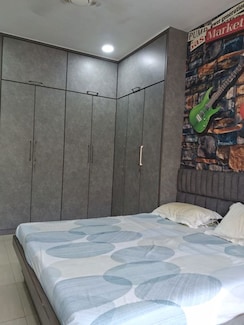 3 BHK Apartment For Rent in Raheja Reflections