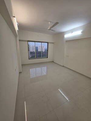 Room in 2 BHK Apartment at Swaroop Residency, Ghatkopar East – for Rent