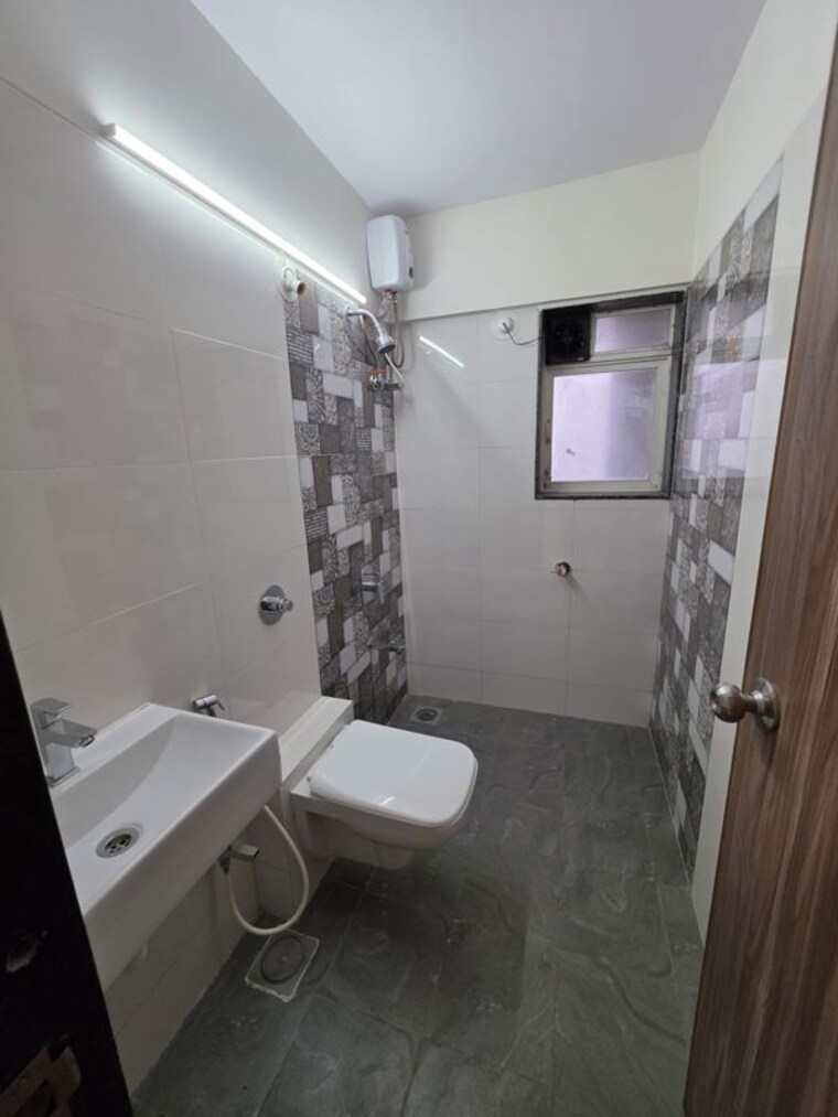 Bathroom, swaroop-residency 2 Bedroom 765 Sq.Ft. Apartment In Ghatkopar East Mumbai 10054110