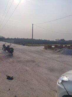 Plot For Sale in Kisan Path