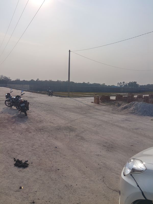 Plot For Sale in Kisan Path