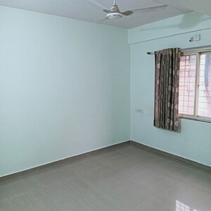 Room in 1 BHK Apartment at Madhuban Colony – for Rent
