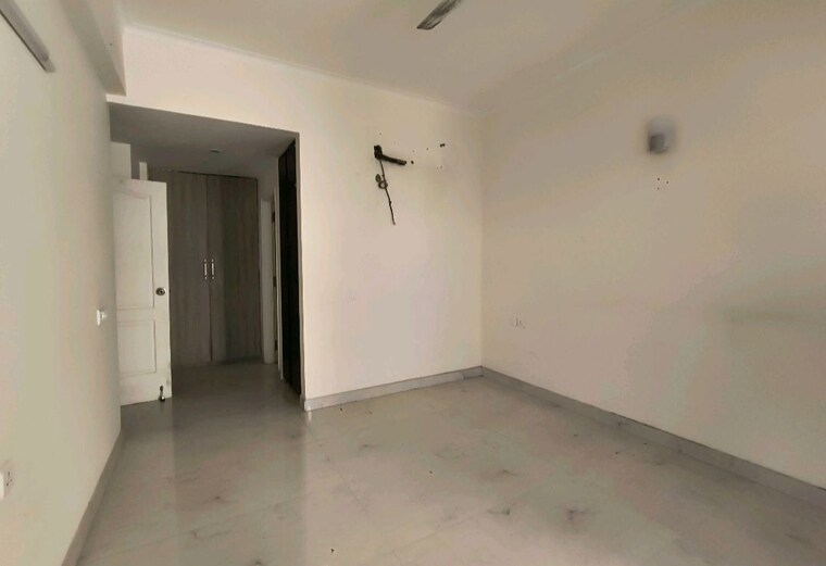 Room, paras-tierea 2 Bedroom 825 Sq.Ft. Apartment In Sector 137 Noida 10054147