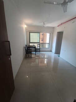 2 BHK Apartment For Rent in Gurukrupa Smiles Marina Enclave