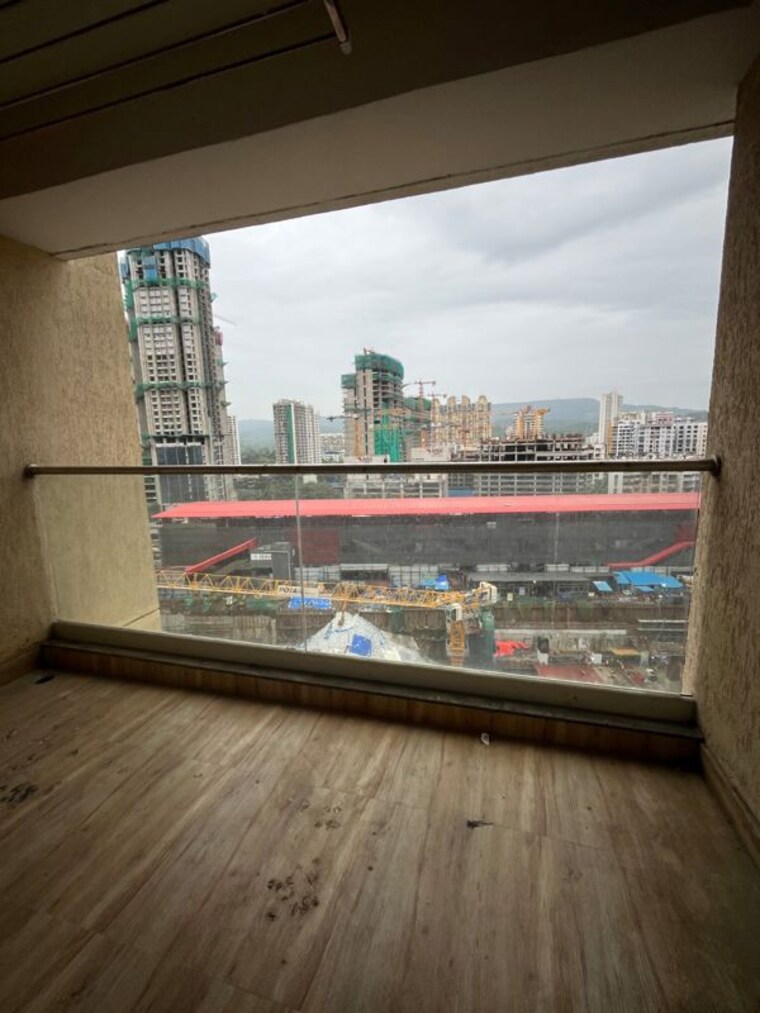 Balcony, raheja-odyssey 4 Bedroom 2214 Sq.Ft. Apartment In Kandivali East Mumbai 10054184