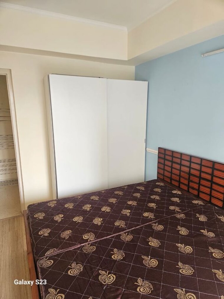 Bedroom, dlf-the-skycourt 3 Bedroom 1929 Sq.Ft. Apartment In Sector 86 Gurgaon 10054175