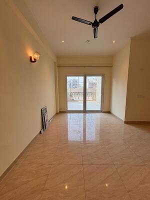 Room in 2.5 BHK Villa at Jaypee Wish Town Klassic, Sector 134 – for Sale