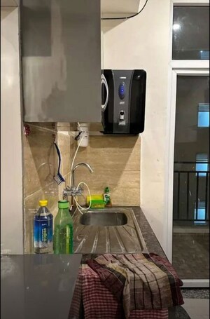 Gym in 3 BHK Apartment at Hazratganj – for Rent