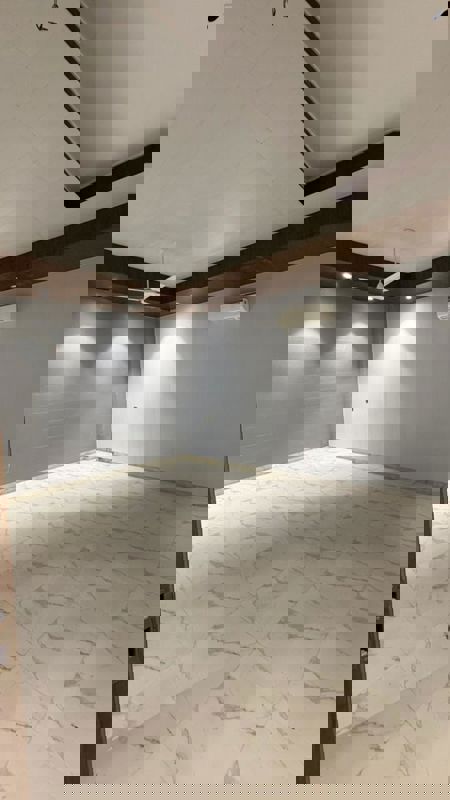 1 BHK 300 Sq.Yd. Apartment in RWA Apartments Sector 19