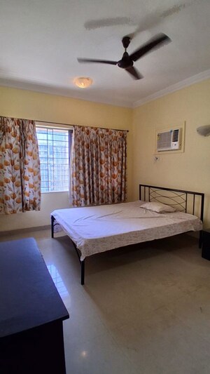 3 BHK Apartment For Rent in Raheja Sherwood, Goregaon East