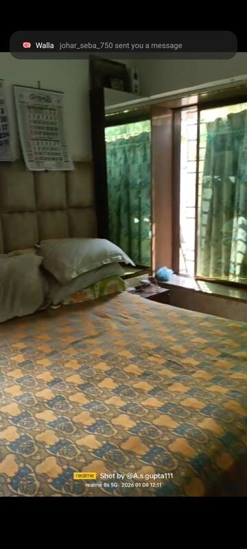 Bedroom in 2 BHK Apartment at Trishul CHS, Andheri West – for Rent