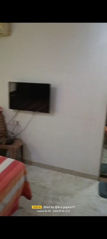 Room in 2 BHK Apartment at Trishul CHS, Andheri West – for Rent