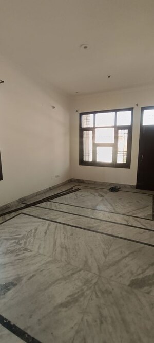 Room in 3 BHK Independent House at Lohgarh – for Rent