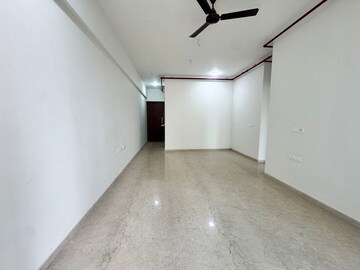 Room in 2 BHK Apartment at Courtyard by Narang Realty and The Wadhwa Group, Pokhran Road No Two – for Rent