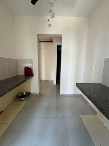 Room in 2 BHK Apartment at Piramal Vaikunth, Balkum Pada – for Sale