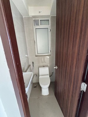 Bathroom in 1 BHK Apartment at Embassy One Thane, Panch Pakhadi – for Sale