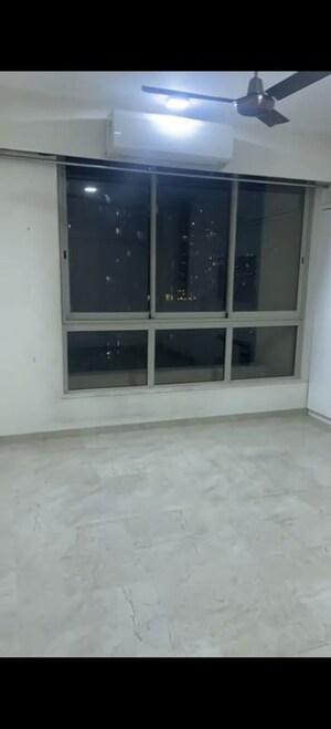 Room in 3 BHK Apartment at Hiranandani Phillipa, Ghodbunder Road – for Rent