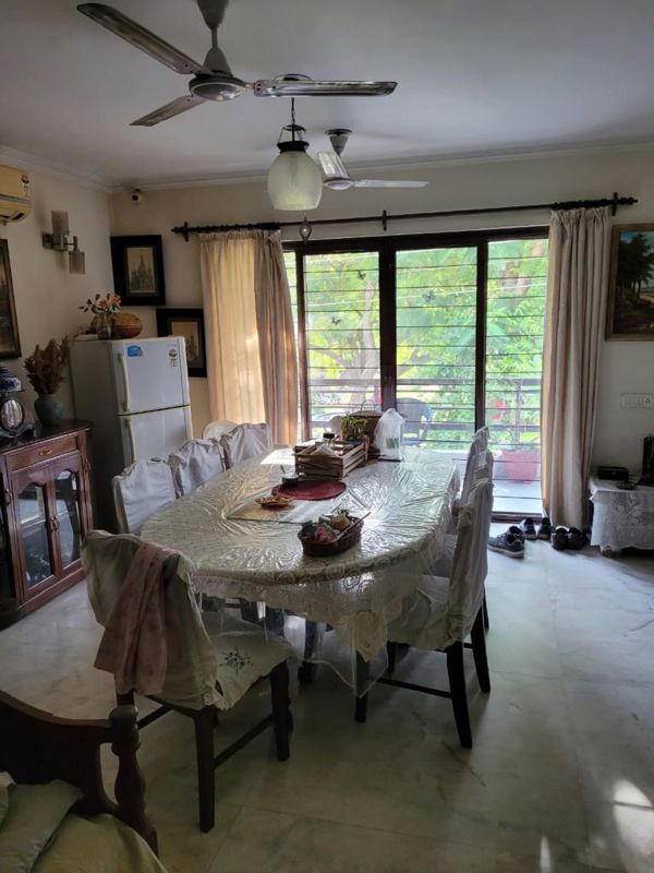 3 BHK + Pooja Room,Servant Room,Study Room,Extra Room Independent House For Sale in Palam Vihar