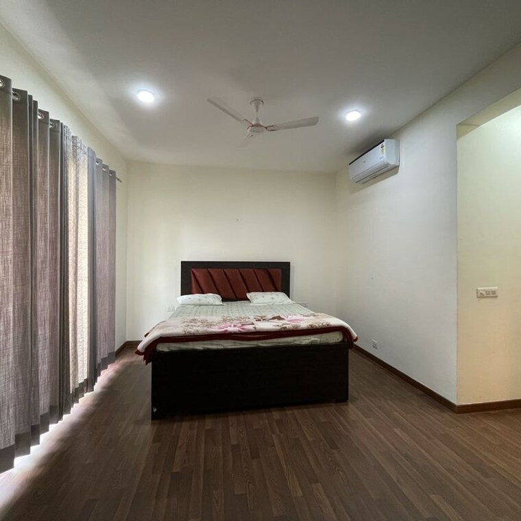 Bedroom, conscient-heritage-max 3 Bedroom 2075 Sq.Ft. Apartment In Sector 102 Gurgaon 10054335