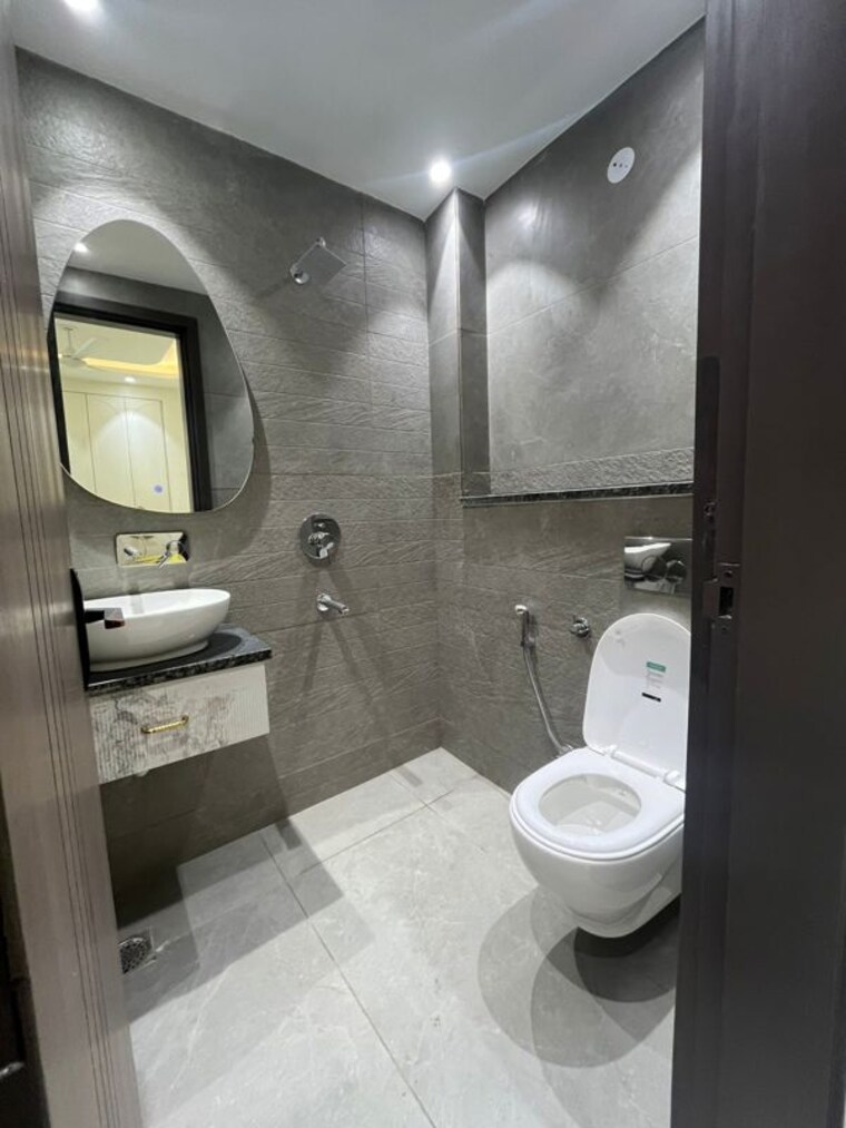 Attached Bathroom, nawada 2 Bedroom 540 Sq.Ft. Builder Floor In Nawada Delhi 10054342