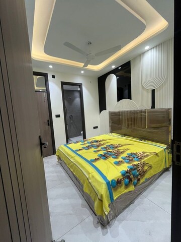 Bedroom in 2 BHK Builder Floor at Nawada – for Rent