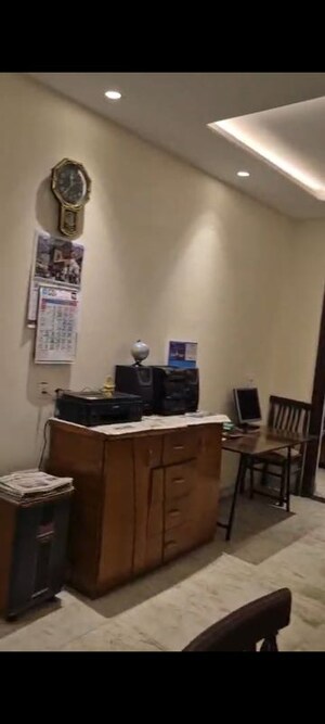 Master Bedroom in 2 BHK Builder Floor at Sector 20 – for Rent